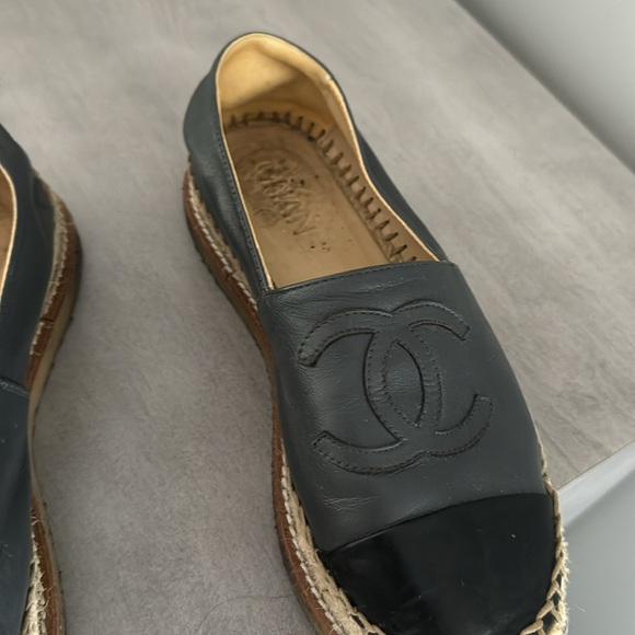 Authentic shoes - Picture 3 of 6